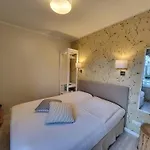 Family And Garden Apartment Kuressaare