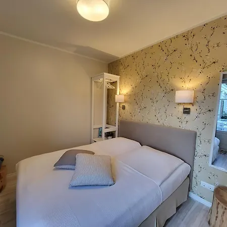 Family And Garden Apartment Kuressaare