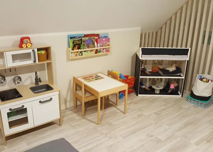 Family And Garden Apartament Kuressaare